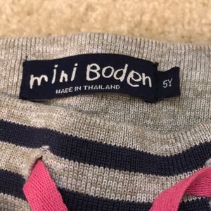 Mini Boden Bottoms - Mini Boden Heart Jeans (5yrs) Mini Boden Bottoms - Mini Boden Heart Jeans (5yrs)